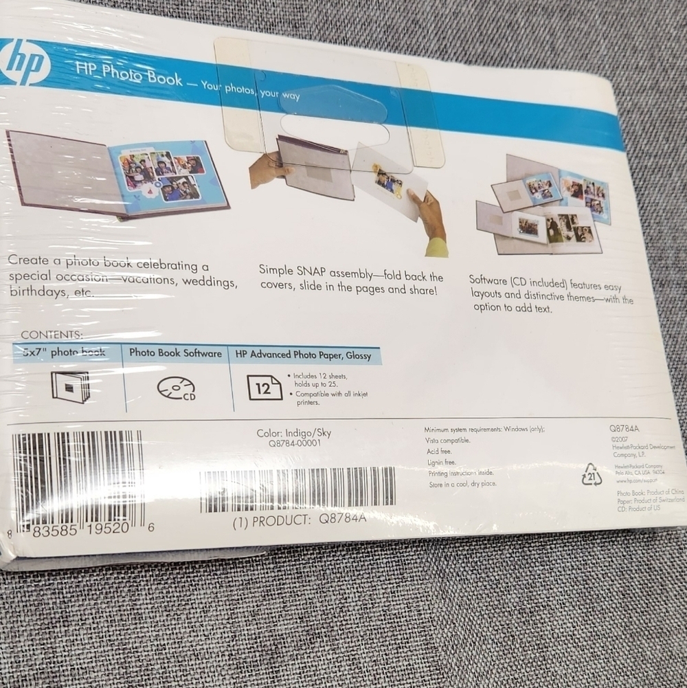 2 HP Photo Books and 1 Two Ring Photo Book. Brand New Sealed - Picture 5 of 6